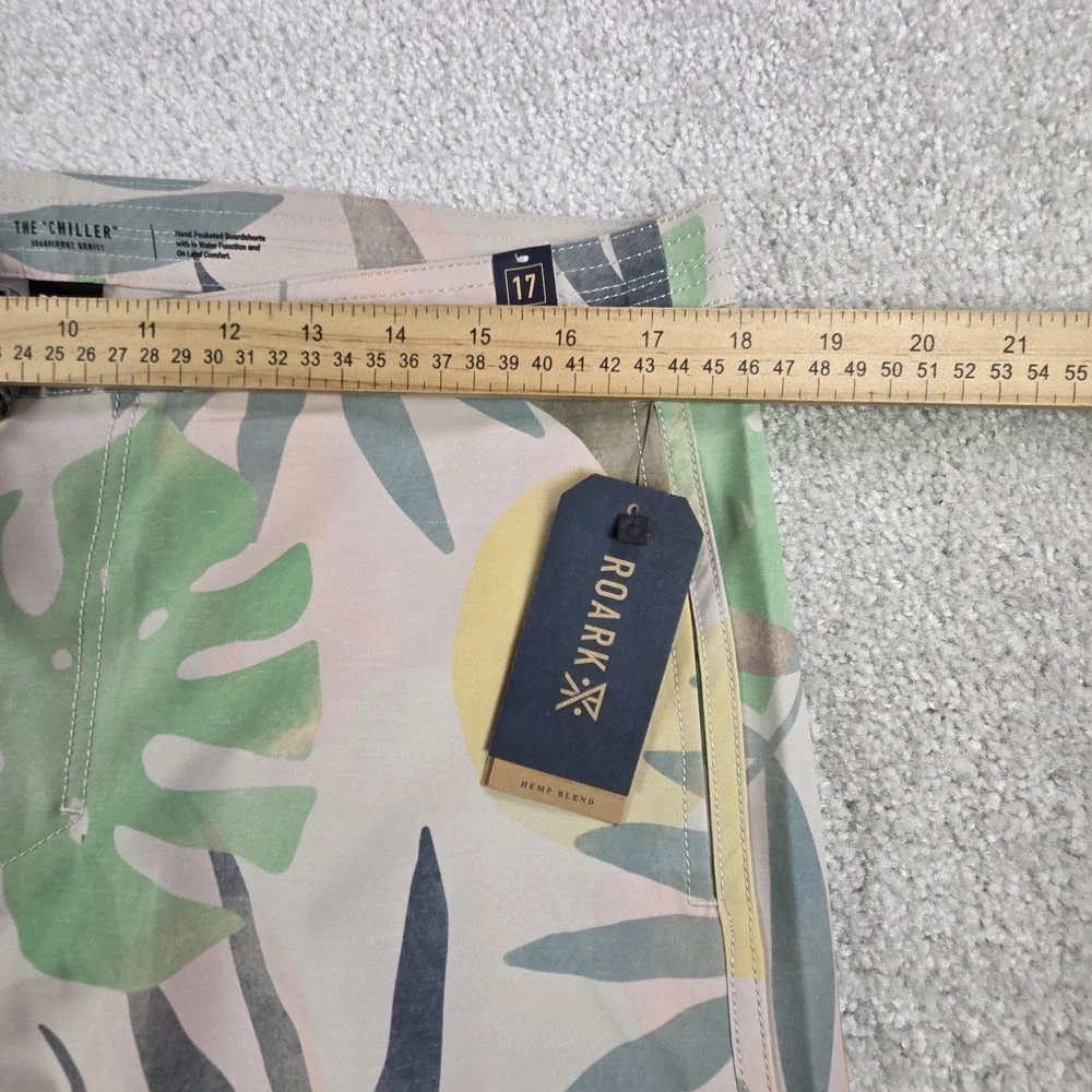 NWT Roark The Chiller Boardshorts Mens‎ Size 34 Pink Tropical Beach Cruise